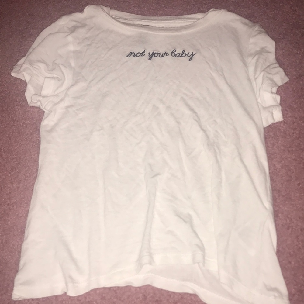 White t-shirt